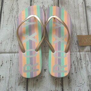 Roxy Women Flip Flops size 8 NWT's